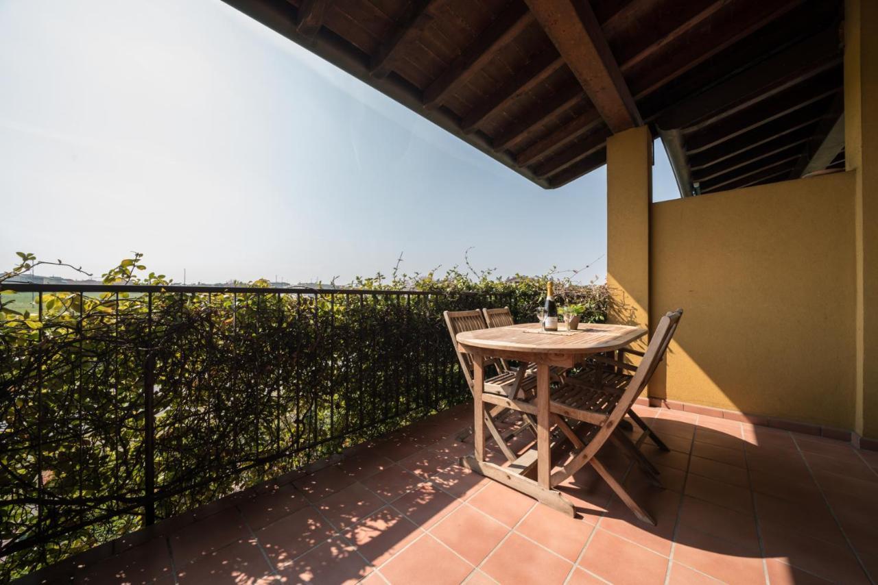 Gardappartamenti Cascinale Pool Desenzano del Garda Buitenkant foto